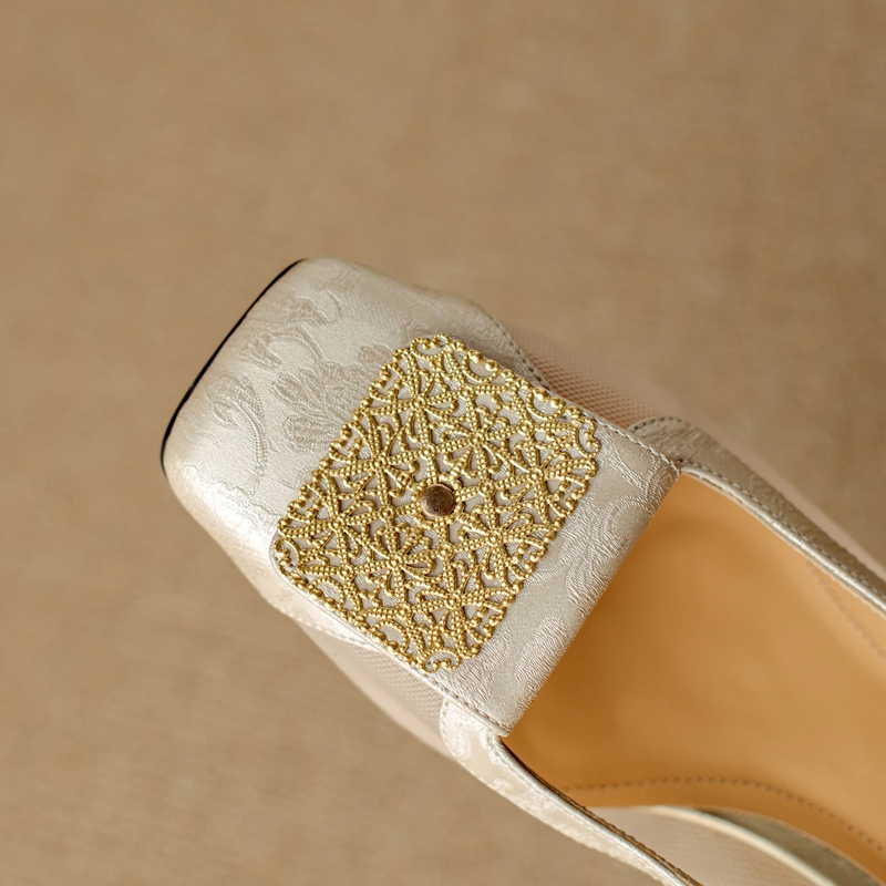 Grandes Sandálias De Cabeça Mu - Mesh Strap Metal avaliação e preço